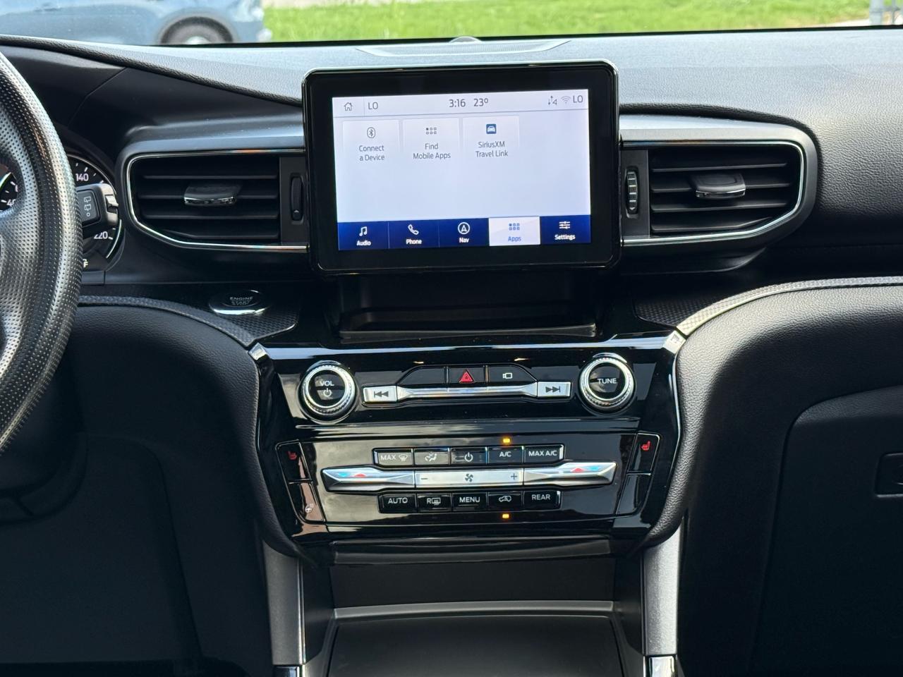 2022 Ford Explorer ST-Line Photo