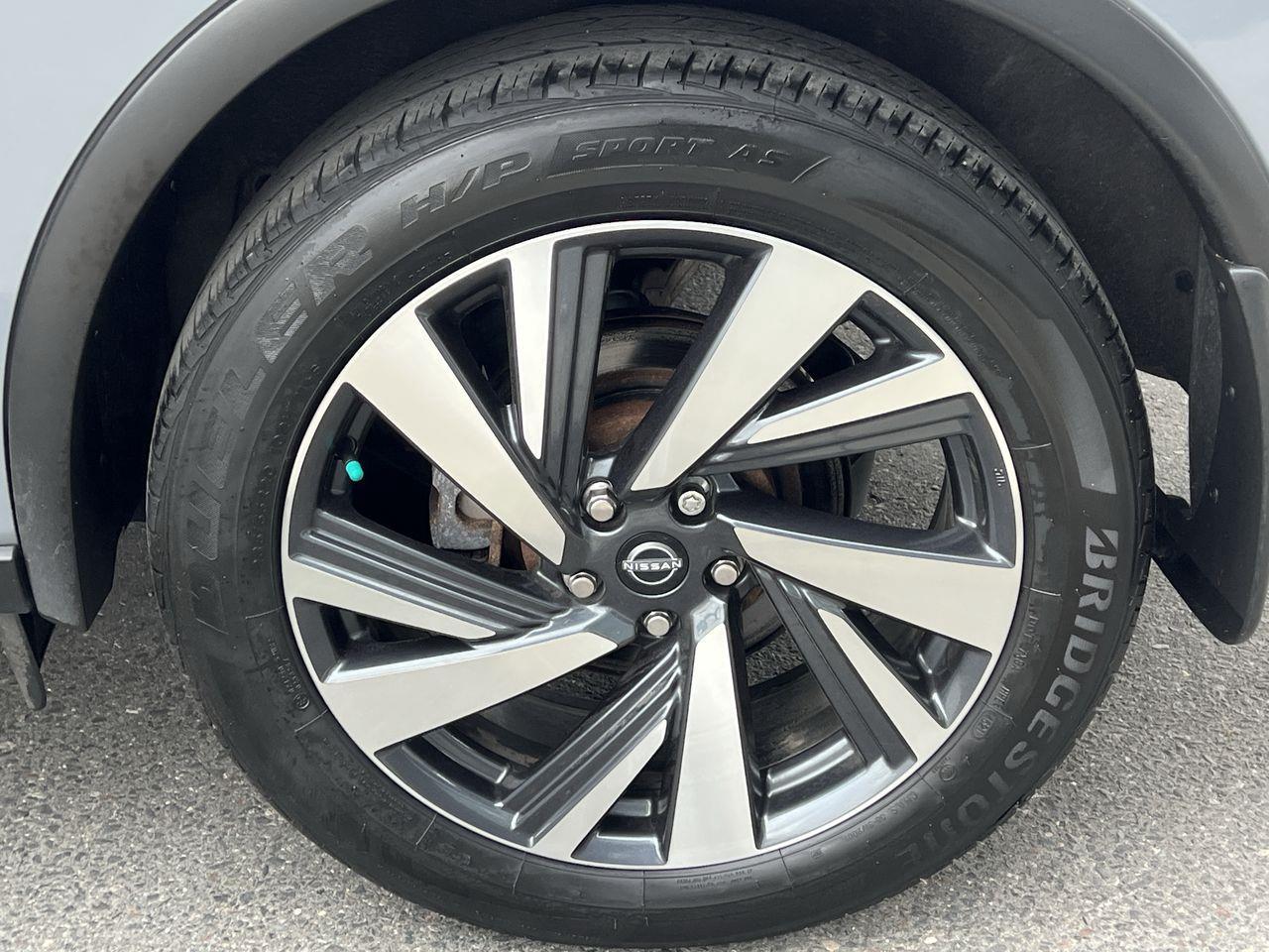 2023 Nissan Murano SL AWD, MOONROOF, HEATED LEATHER SEATS, POWER LIFTGATE, NAV, CRUISE CONTROL!! Photo