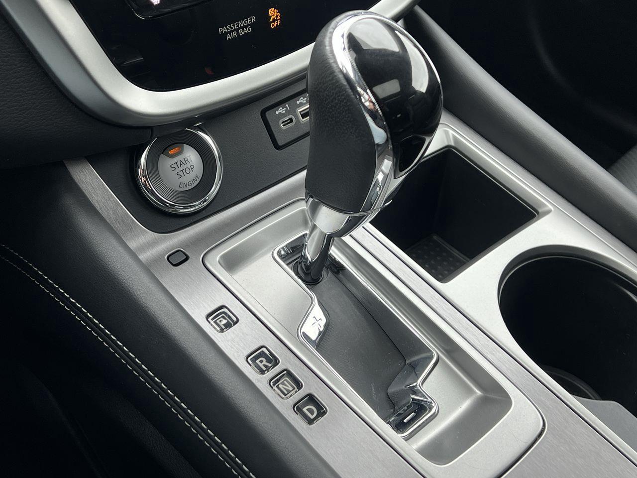 2023 Nissan Murano SL AWD, MOONROOF, HEATED LEATHER SEATS, POWER LIFTGATE, NAV, CRUISE CONTROL!! Photo