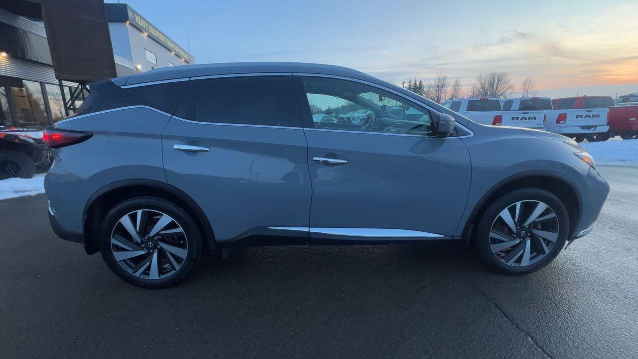 2023 Nissan Murano SL AWD, MOONROOF, HEATED LEATHER SEATS, POWER LIFTGATE, NAV, CRUISE CONTROL!! Photo