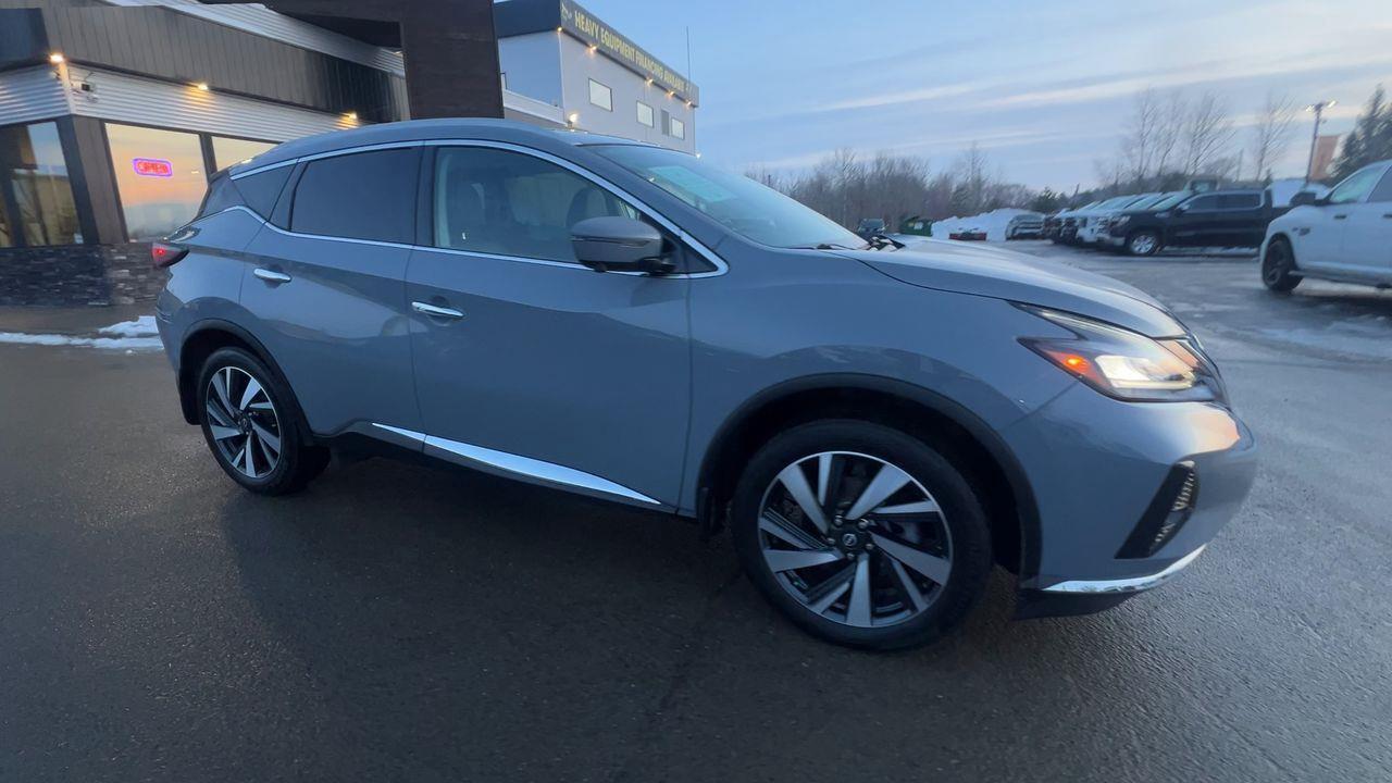 2023 Nissan Murano SL AWD, MOONROOF, HEATED LEATHER SEATS, POWER LIFTGATE, NAV, CRUISE CONTROL!! Photo