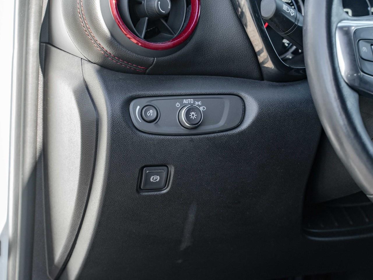 2019 Chevrolet Blazer AWD 4dr 3.6L RS Photo