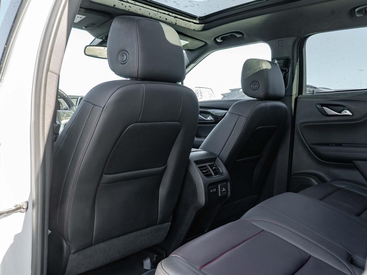 2019 Chevrolet Blazer AWD 4dr 3.6L RS Photo