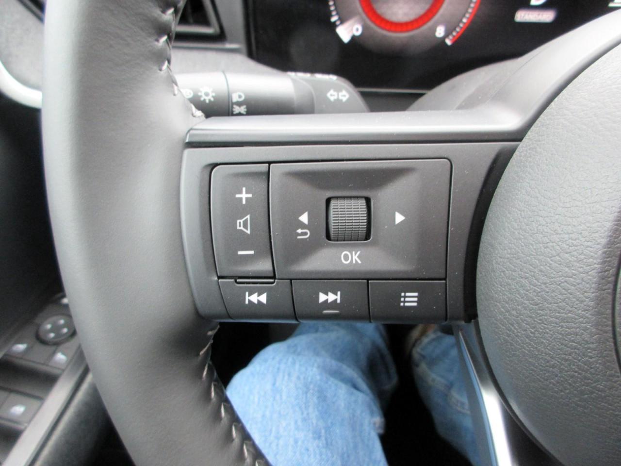 2026 Nissan Kicks SV Photo