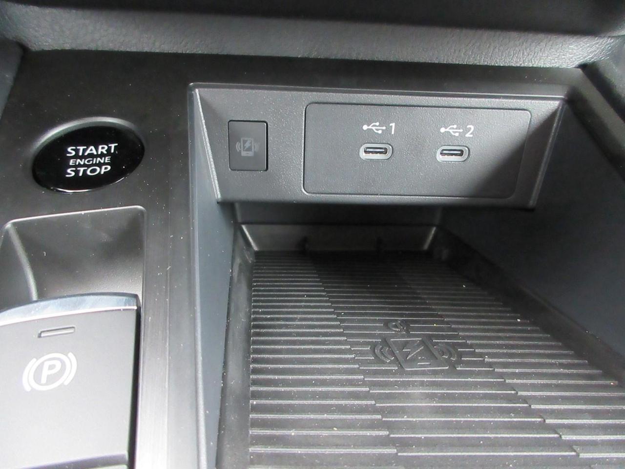 2026 Nissan Kicks SV Photo