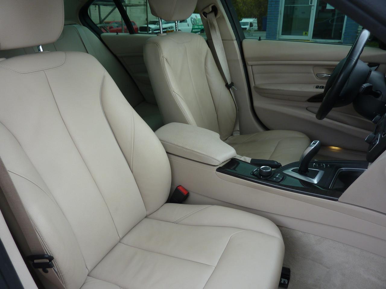2013 BMW 3 Series 328i xDrive Photo