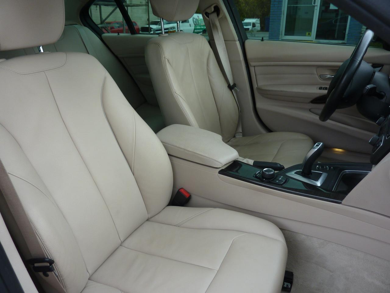 2013 BMW 3 Series 328i xDrive - Photo #14