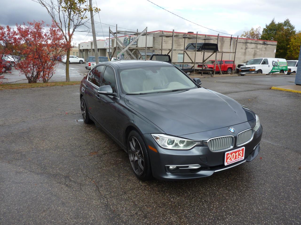 2013 BMW 3 Series 328i xDrive - Photo #3