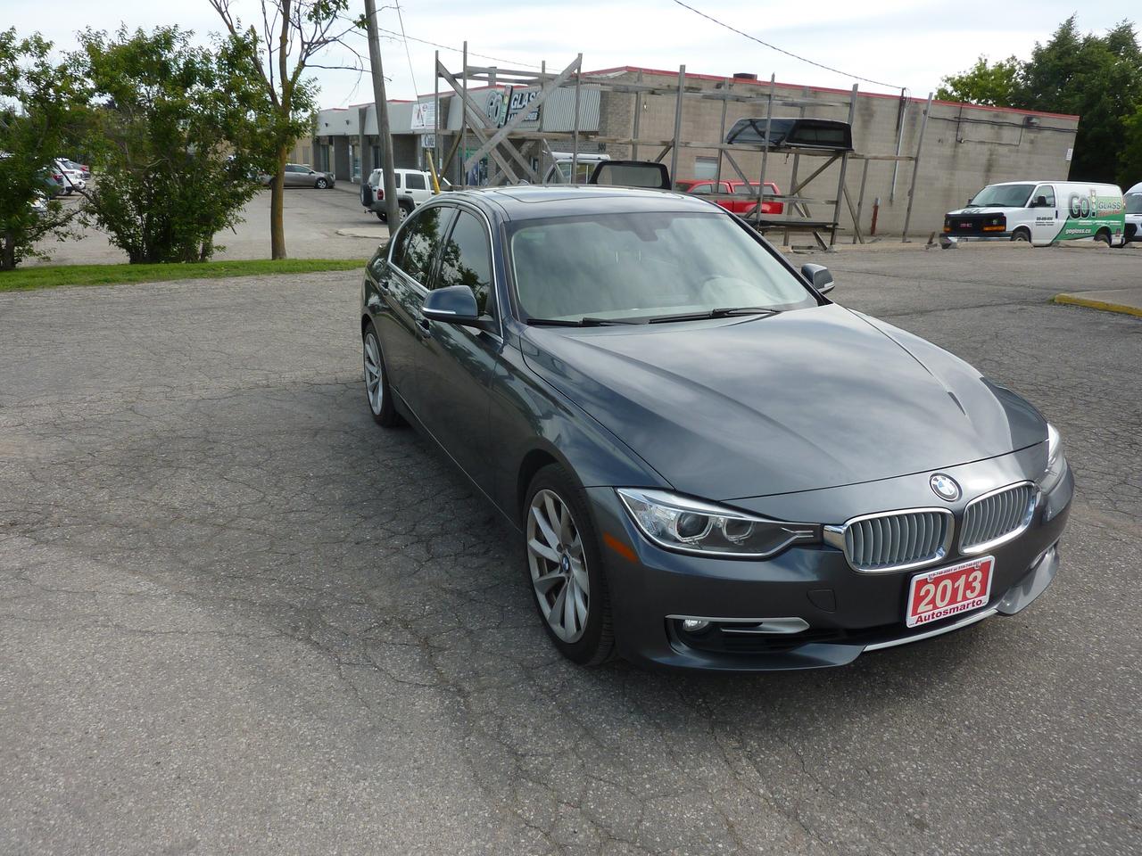 2013 BMW 3 Series 328i xDrive Photo