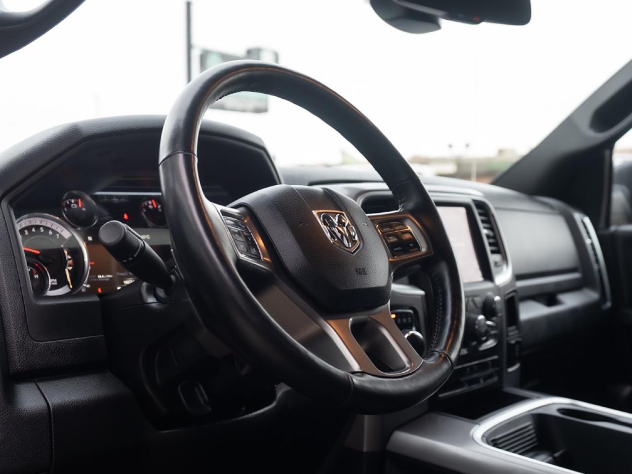 2023 RAM 1500 Classic Warlock 4x4 Crew Cab HEMI V8 Photo30