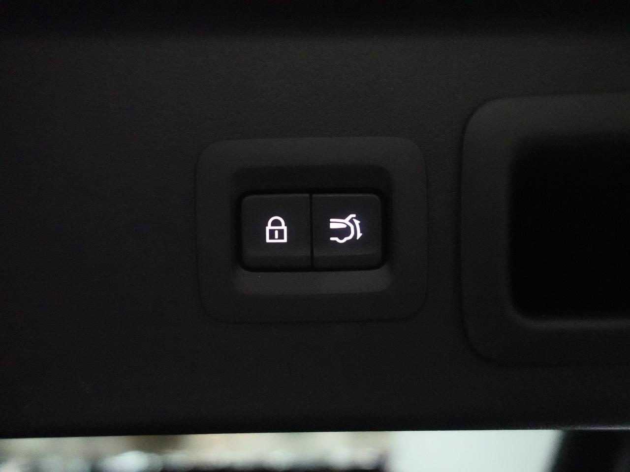 2023 Mazda CX-30 GT TURBO | AWD | Nav | Leather | Sunroof | CarPlay Photo