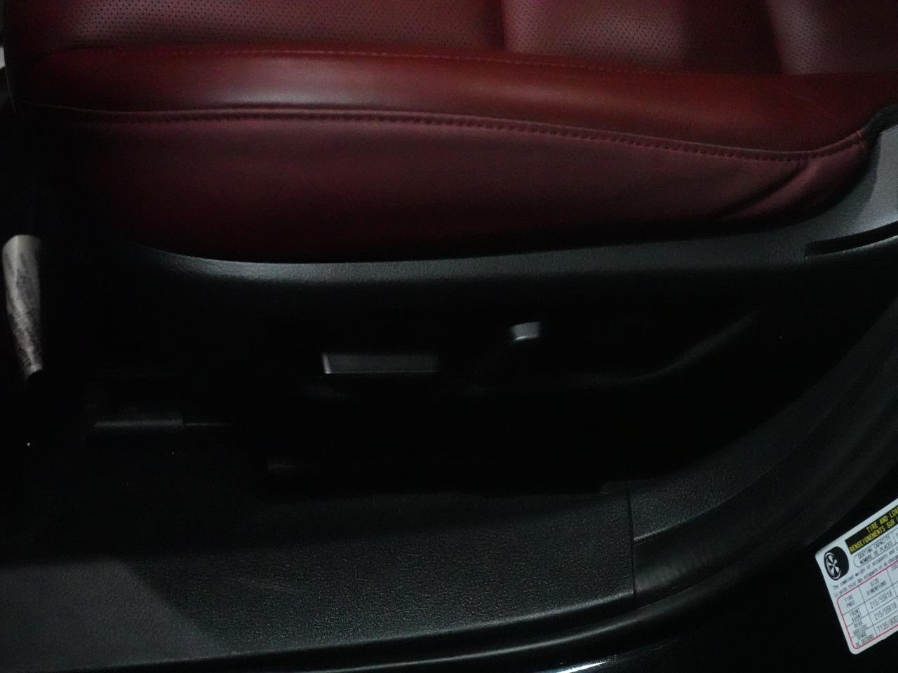 2023 Mazda CX-30 GT TURBO | AWD | Nav | Leather | Sunroof | CarPlay Photo