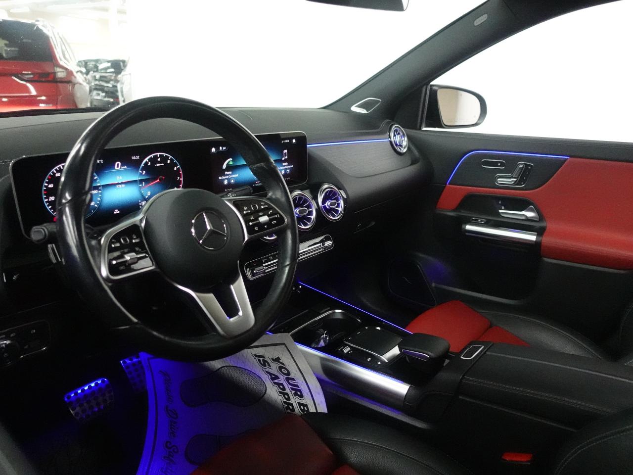 2021 Mercedes-Benz GLA 4MATIC | Night Pkg | Nav | Panoroof | AmbientLight