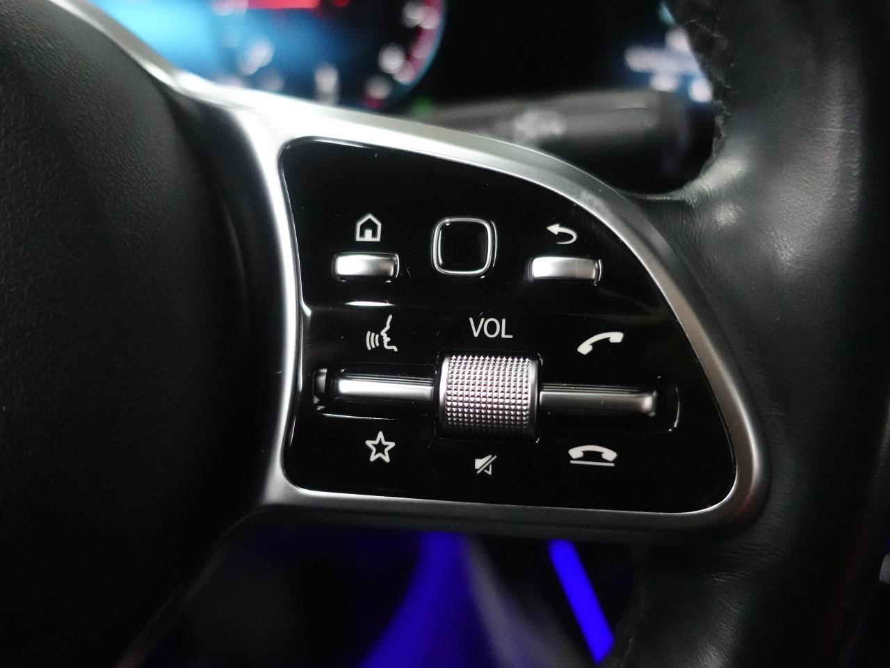 2021 Mercedes-Benz GLA 4MATIC | Night Pkg | Nav | Panoroof | AmbientLight