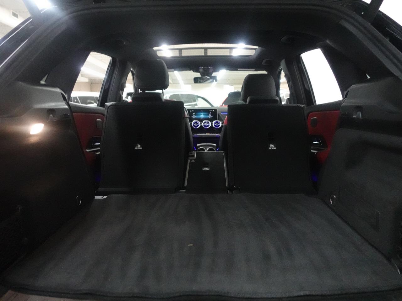 2021 Mercedes-Benz GLA 4MATIC | Night Pkg | Nav | Panoroof | AmbientLight