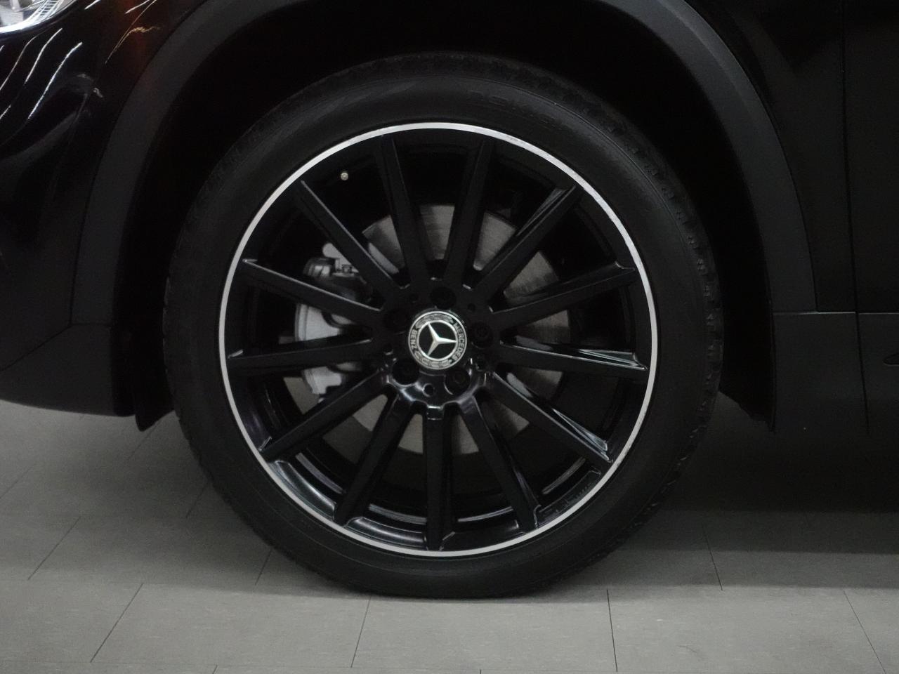 2021 Mercedes-Benz GLA 4MATIC | Night Pkg | Nav | Panoroof | AmbientLight Photo