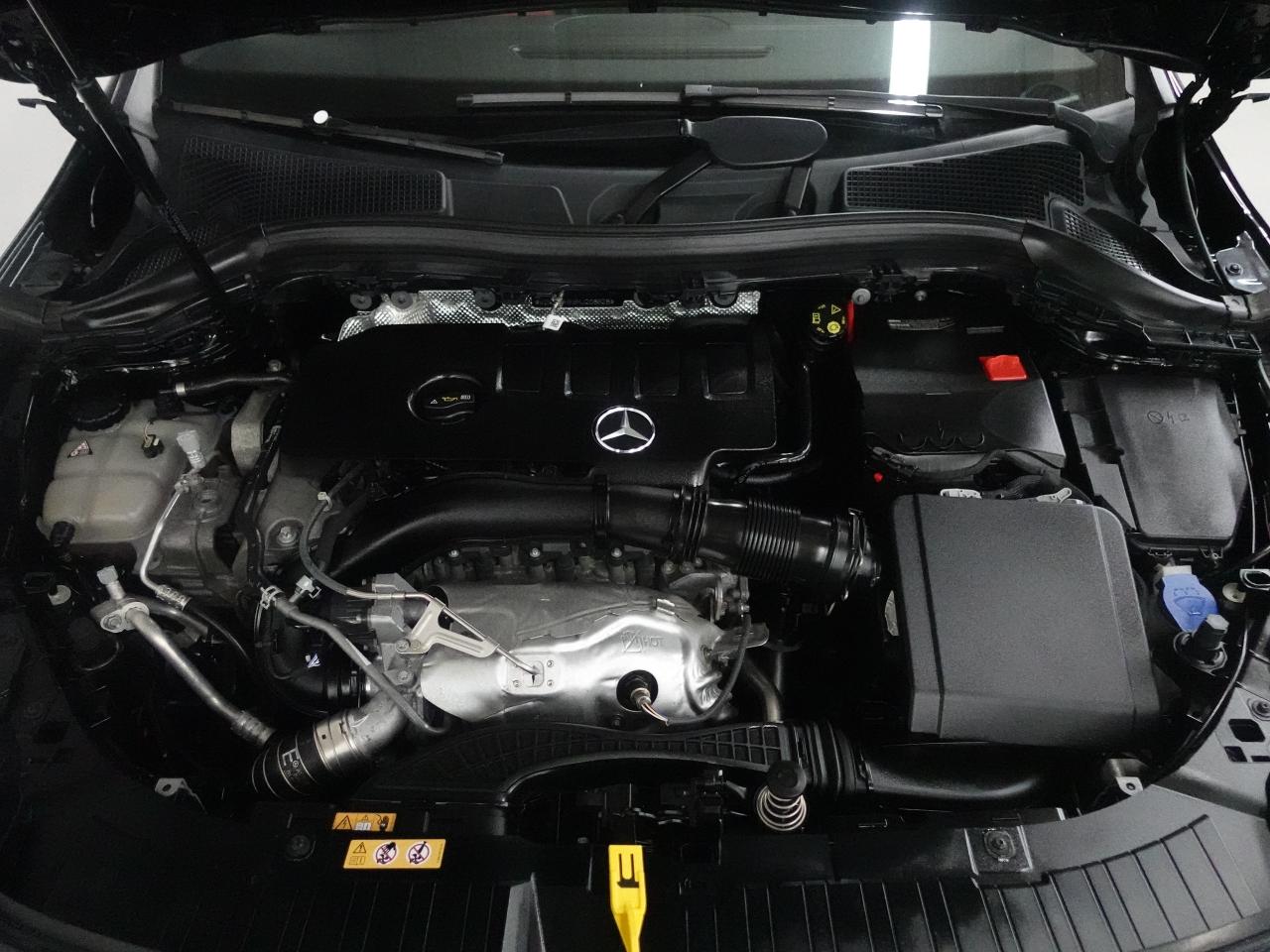 2021 Mercedes-Benz GLA 4MATIC | Night Pkg | Nav | Panoroof | AmbientLight