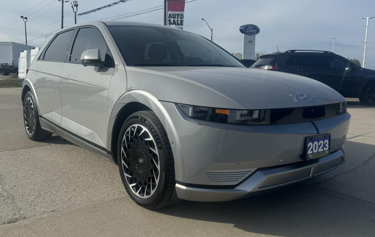 Used 2023 Hyundai IONIQ 5 Preferred AWD Long Range w/Luxury Pkg for sale in Tilbury, ON