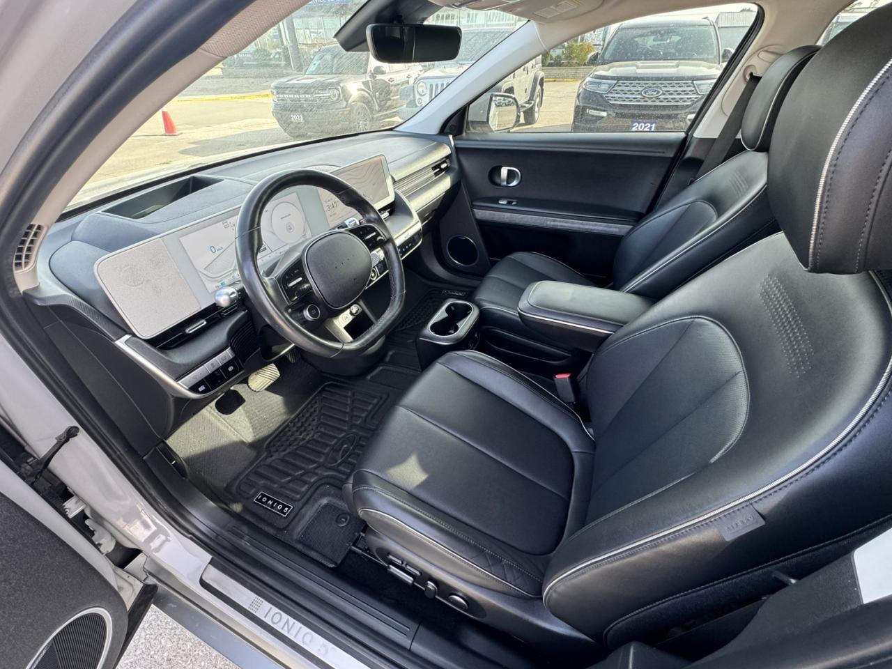 2023 Hyundai IONIQ 5 Preferred AWD Long Range w/Luxury Pkg Photo