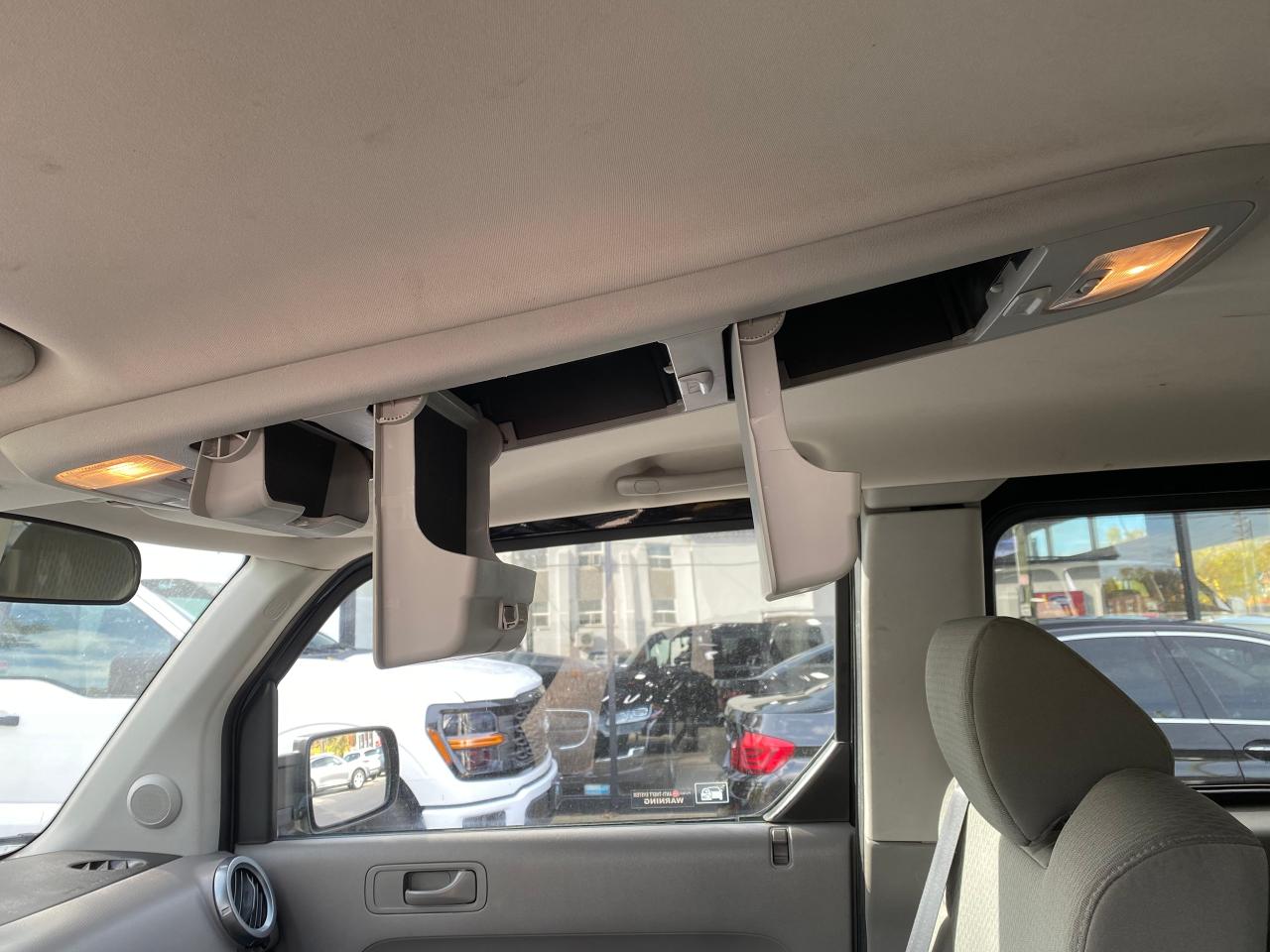 2009 Honda Element EX - Photo #17