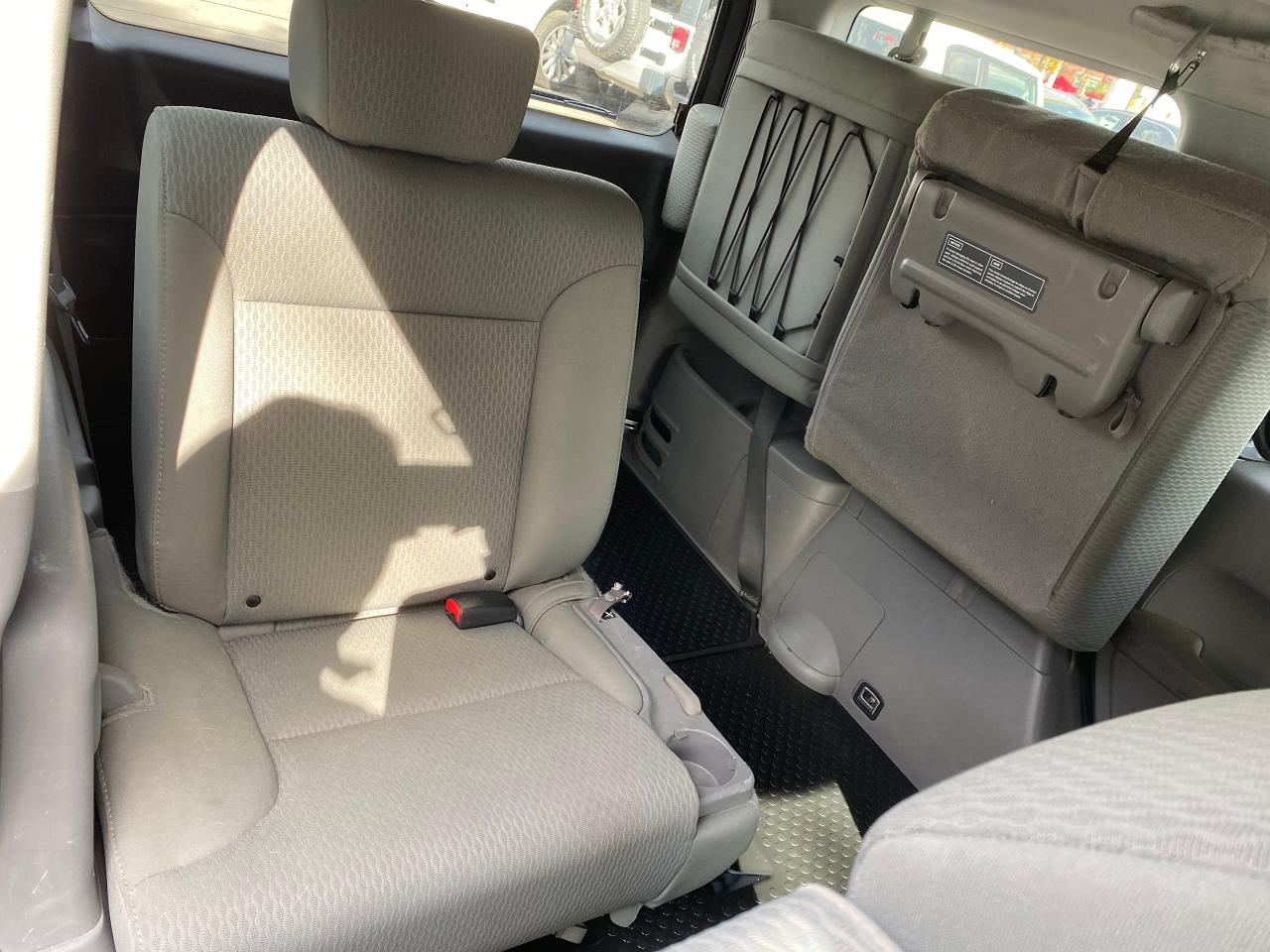 2009 Honda Element EX - Photo #24