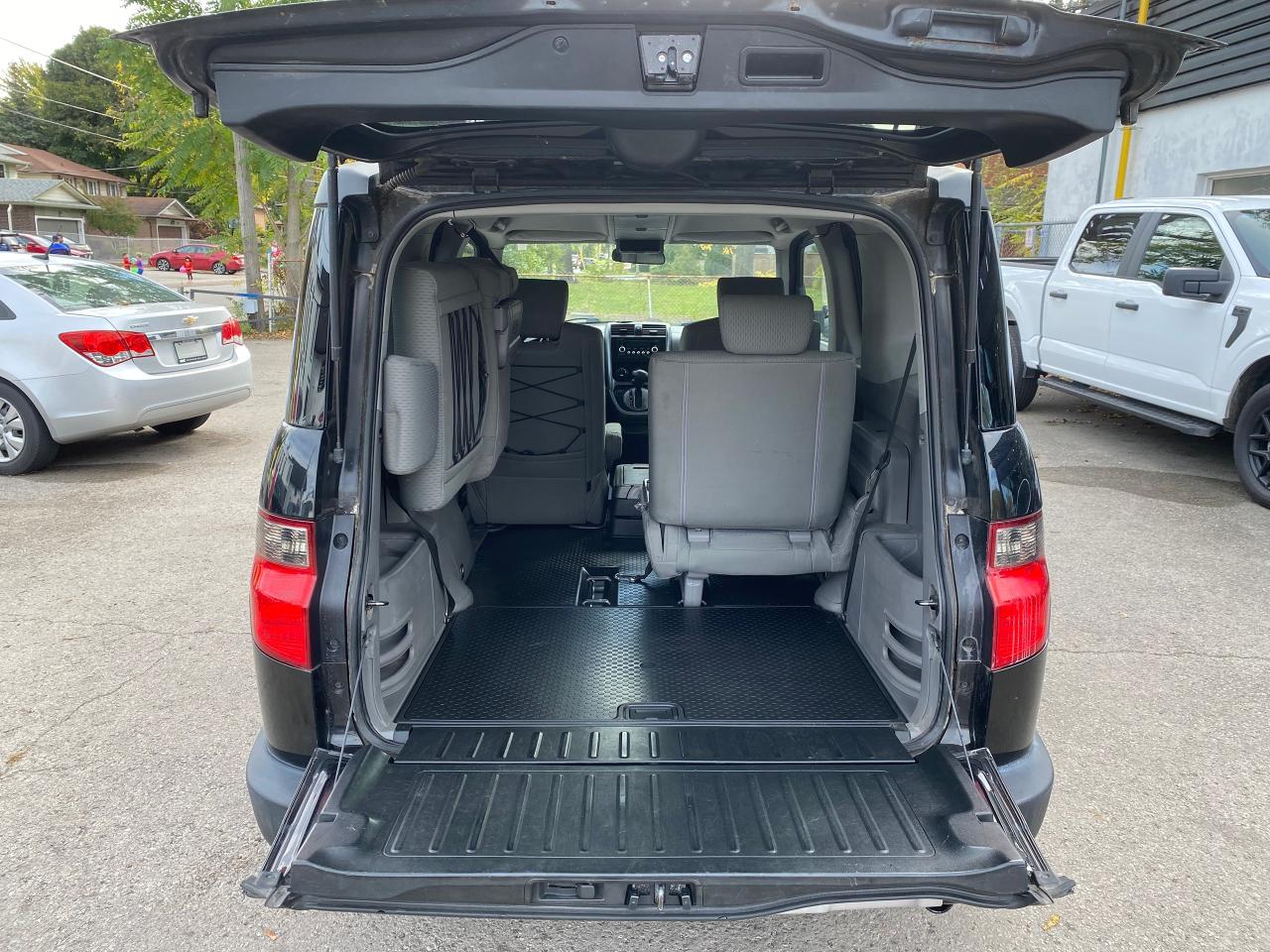 2009 Honda Element EX - Photo #30