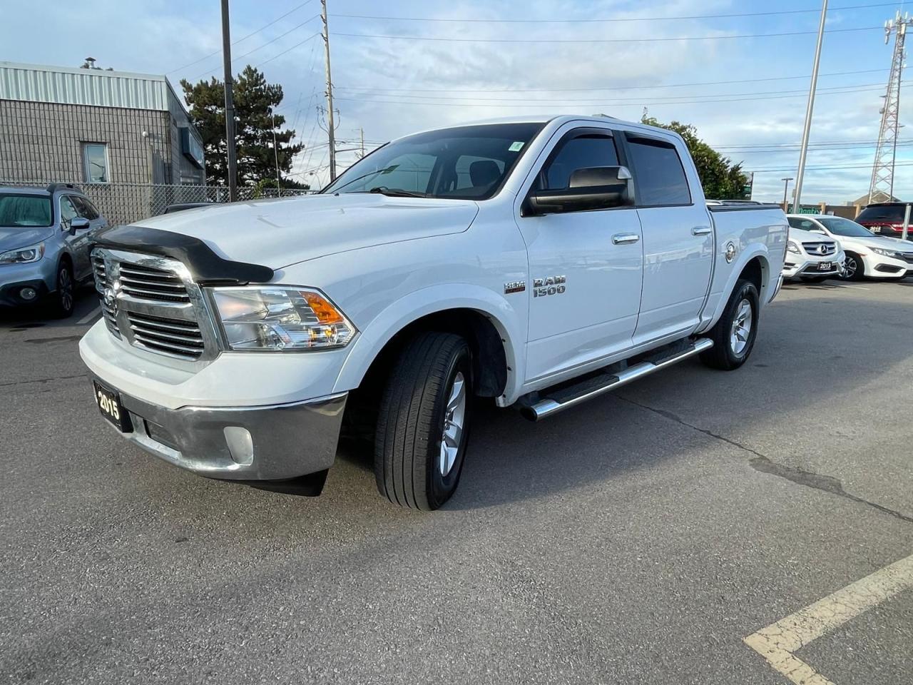 2015 RAM 1500 4WD Crew Cab  SLT NAVIGATION NO ACCIDENT CERTIFED Photo3