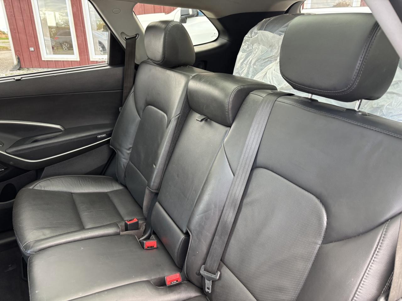 2017 Hyundai Santa Fe XL Limited Photo