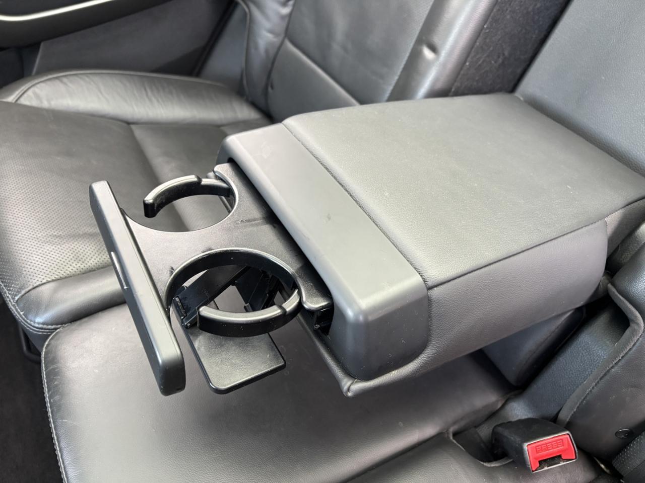 2017 Hyundai Santa Fe XL Limited Photo