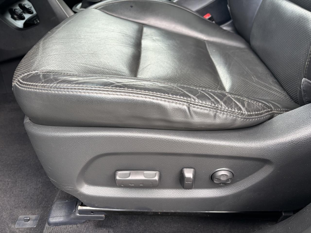 2017 Hyundai Santa Fe XL Limited Photo