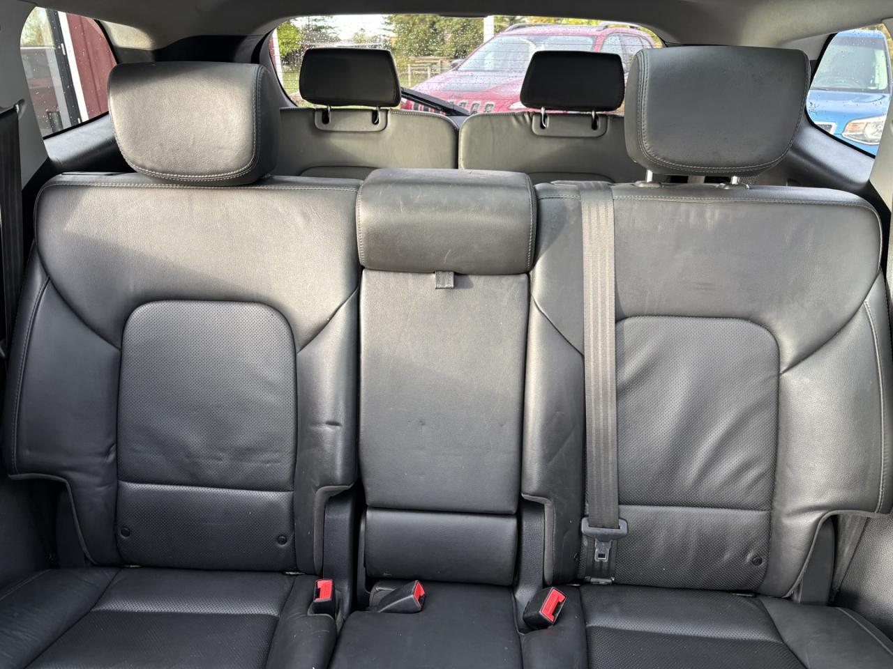 2017 Hyundai Santa Fe XL Limited Photo