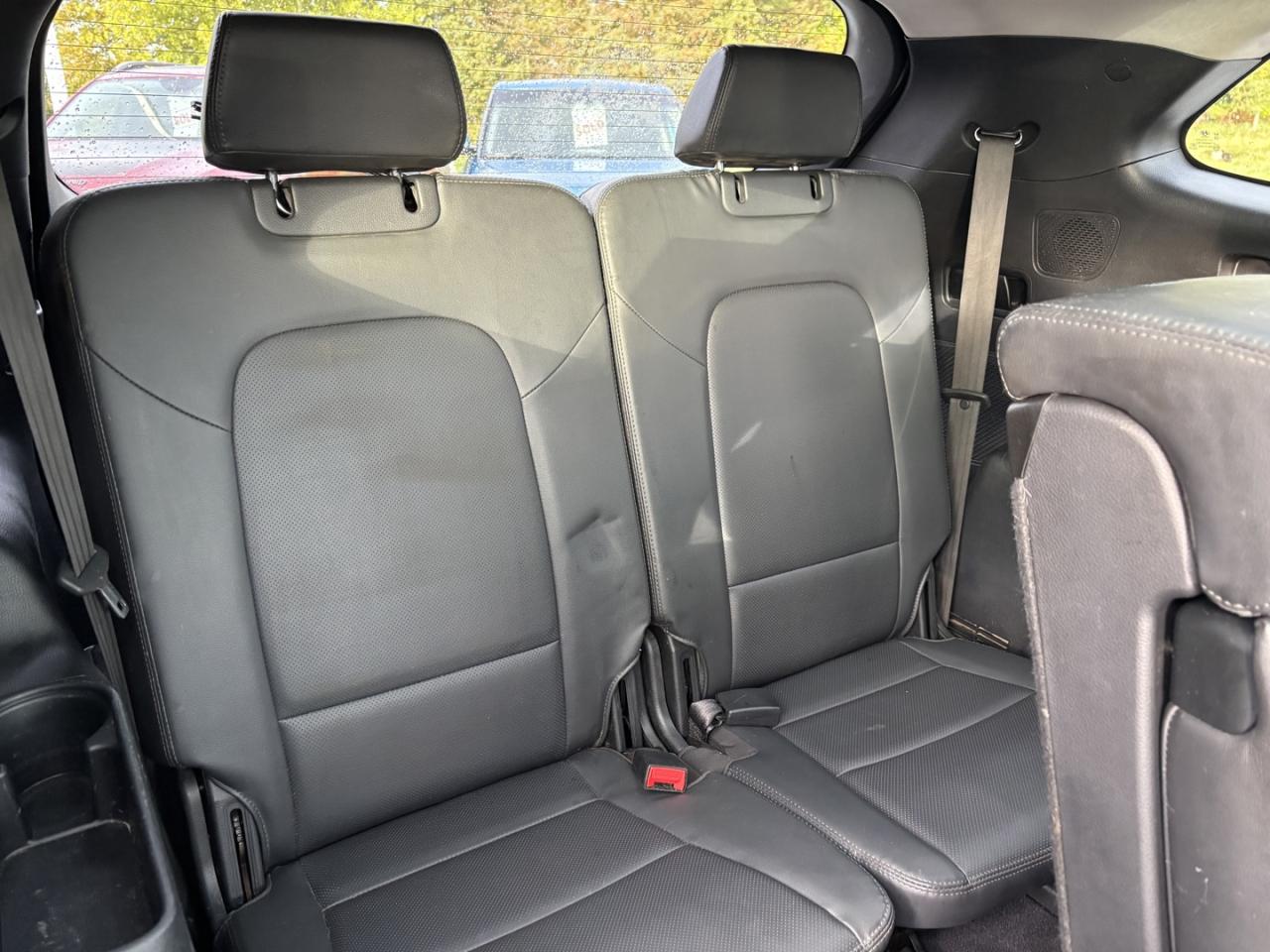 2017 Hyundai Santa Fe XL Limited Photo