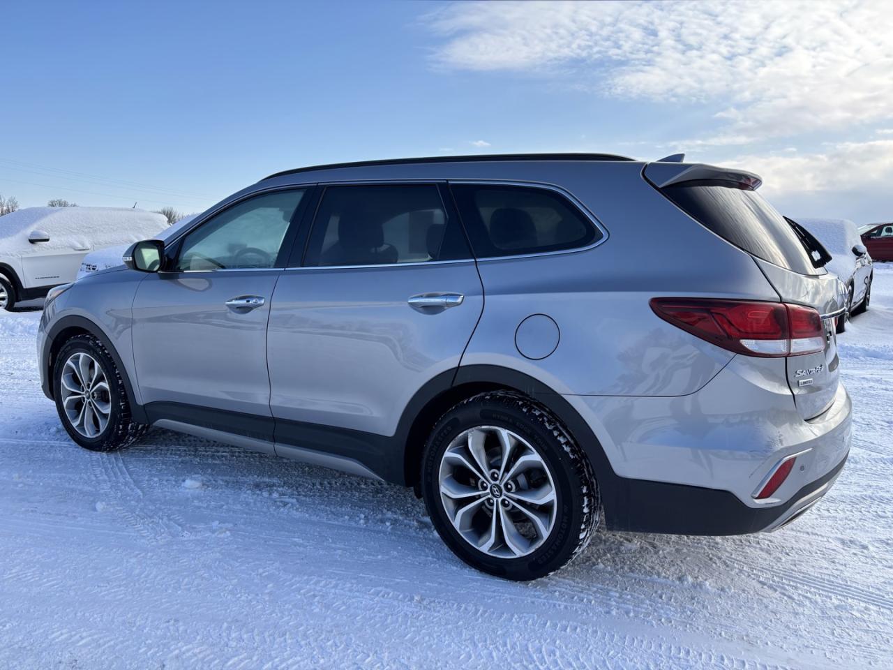 2017 Hyundai Santa Fe XL Limited ~NO ACCIDENTS~LEATHER~ Photo