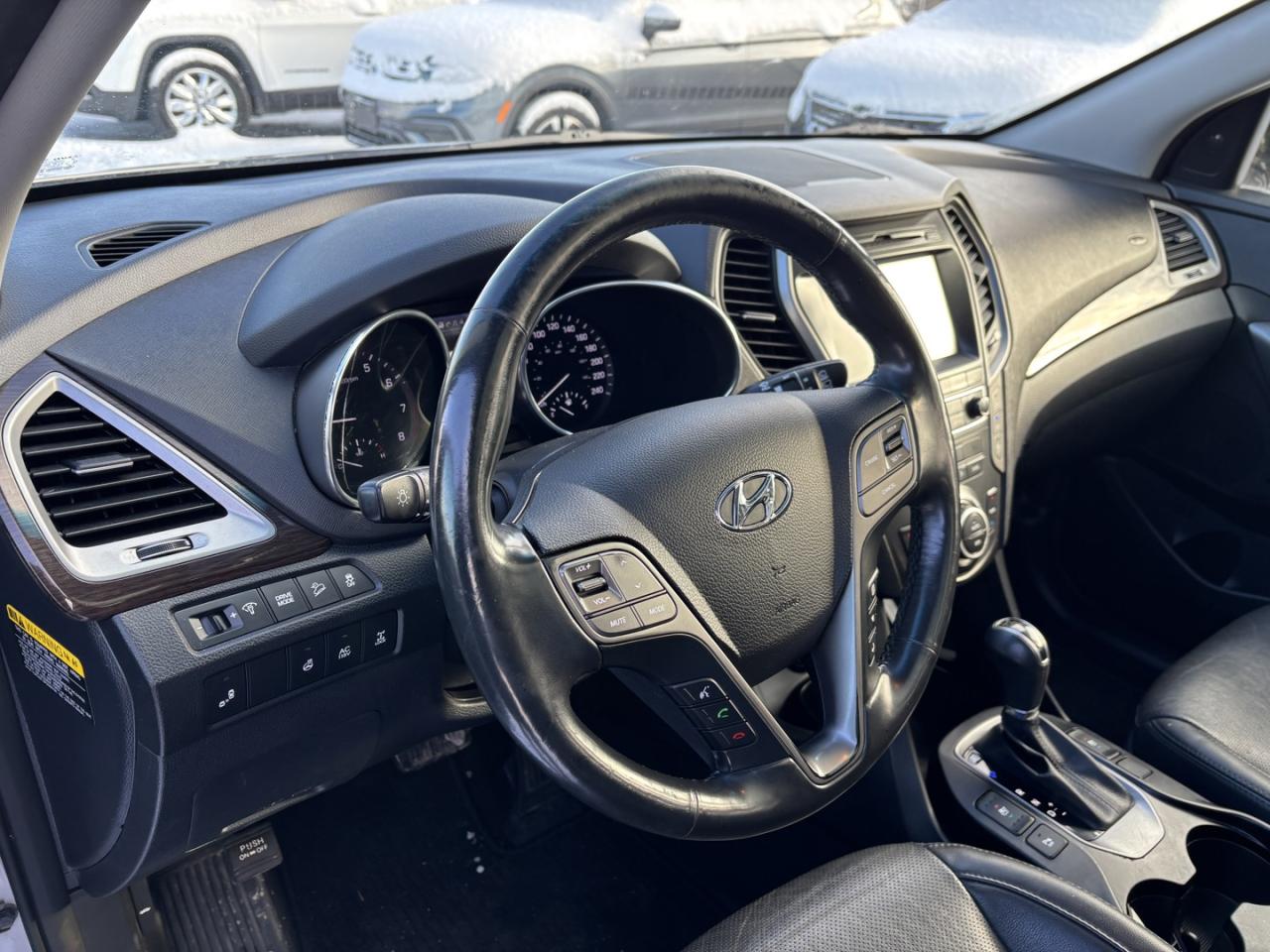 2017 Hyundai Santa Fe XL Limited ~NO ACCIDENTS~LEATHER~ Photo