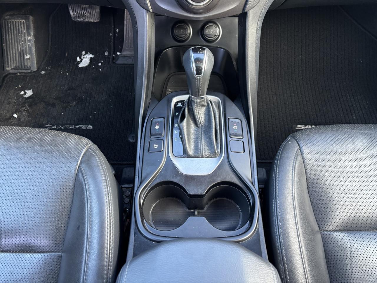 2017 Hyundai Santa Fe XL Limited ~NO ACCIDENTS~LEATHER~ Photo