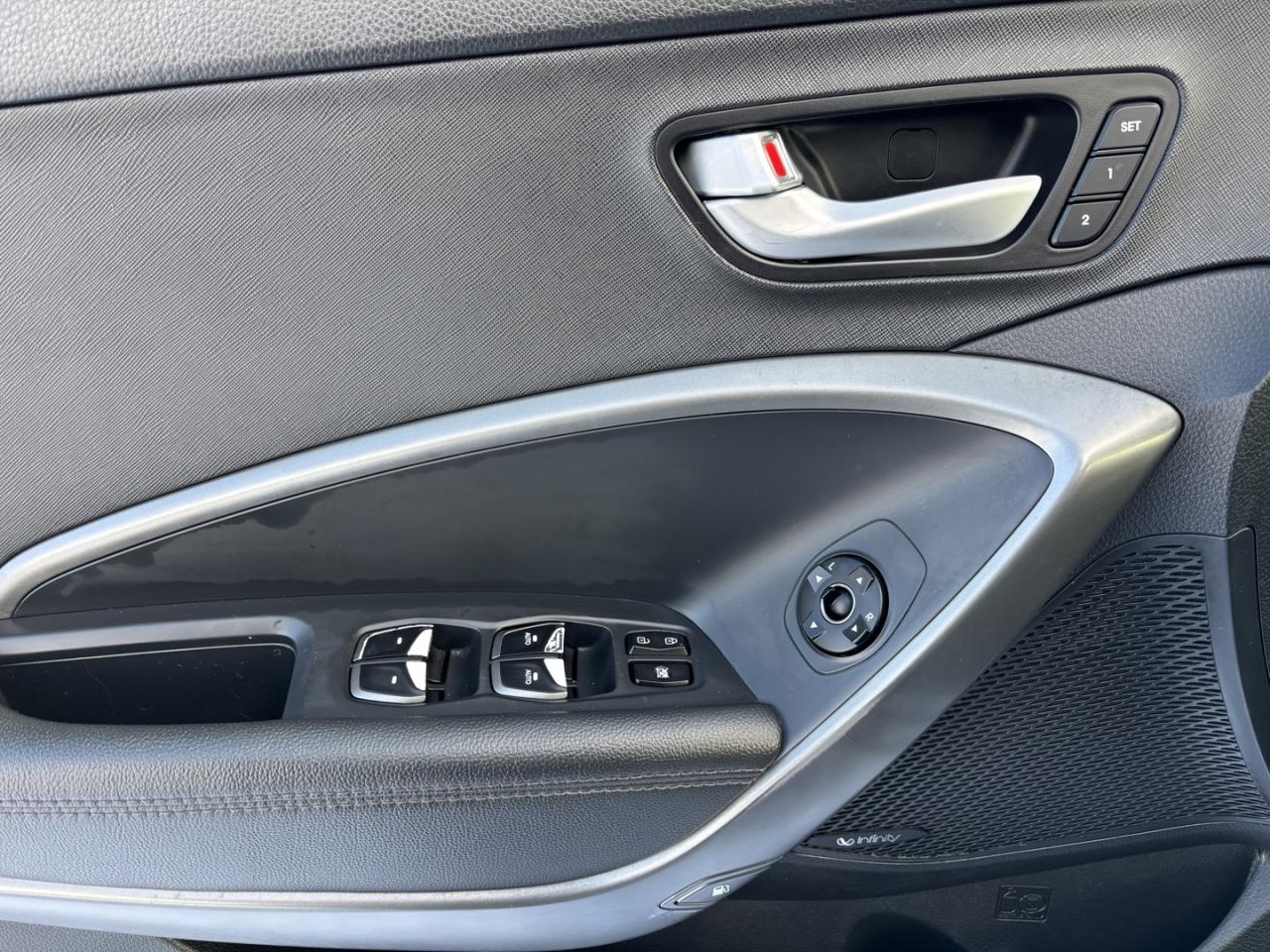 2017 Hyundai Santa Fe XL Limited ~NO ACCIDENTS~LEATHER~ Photo