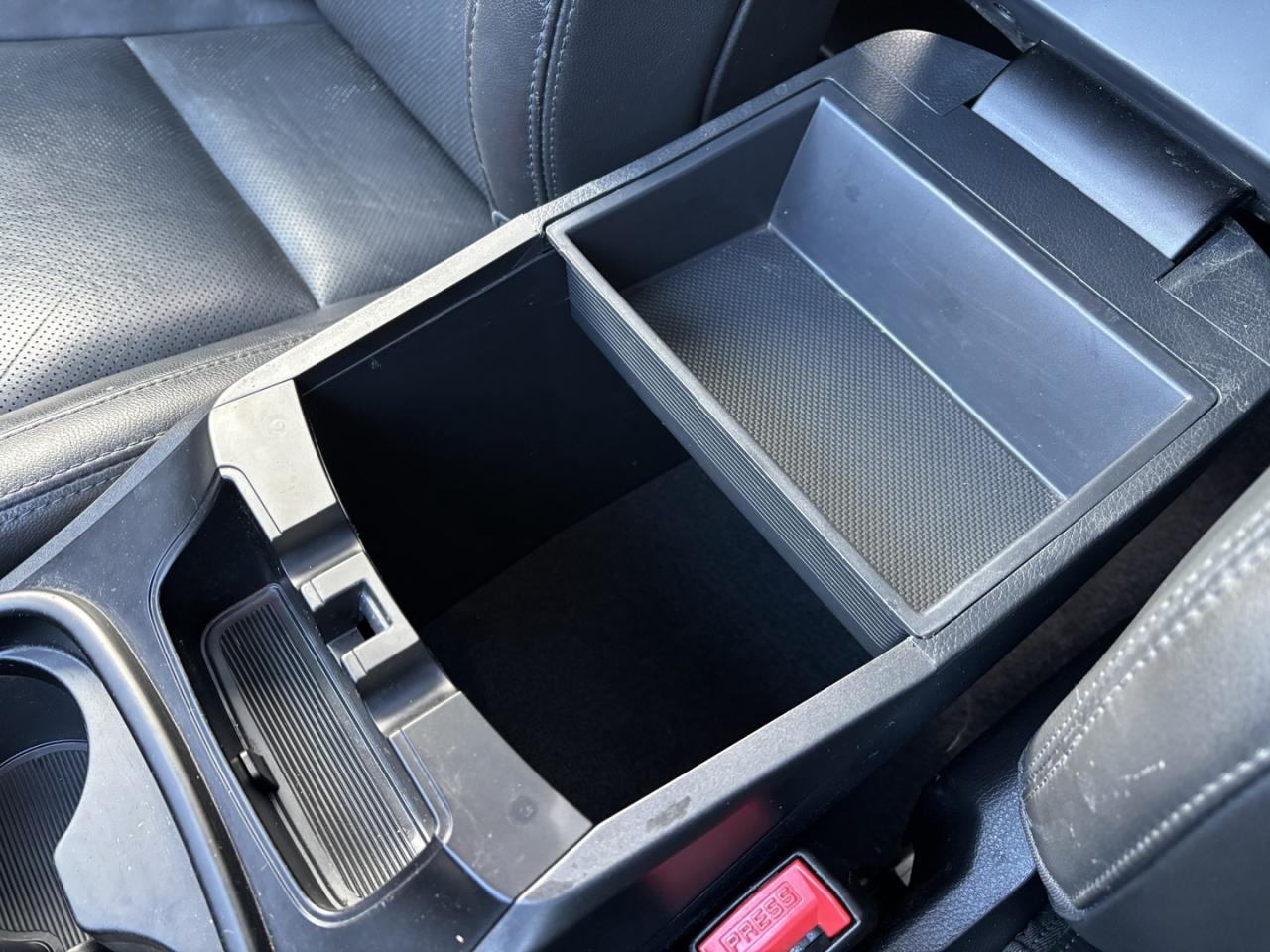 2017 Hyundai Santa Fe XL Limited ~NO ACCIDENTS~LEATHER~ Photo