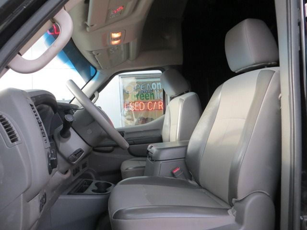 2015 Nissan NV 3500 CERTIFIED, HIGH ROOF, REAR CAMERA, NAVIGATION - Photo #7