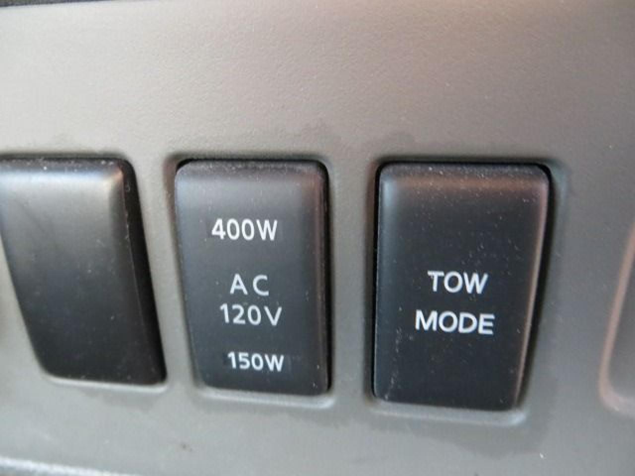 2015 Nissan NV 3500 CERTIFIED, HIGH ROOF, REAR CAMERA, NAVIGATION - Photo #11