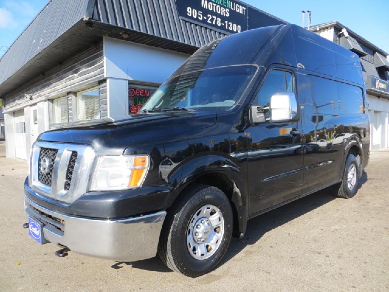 2015 Nissan NV 3500 CERTIFIED, HIGH ROOF, REAR CAMERA, NAVIGATION - Photo #3