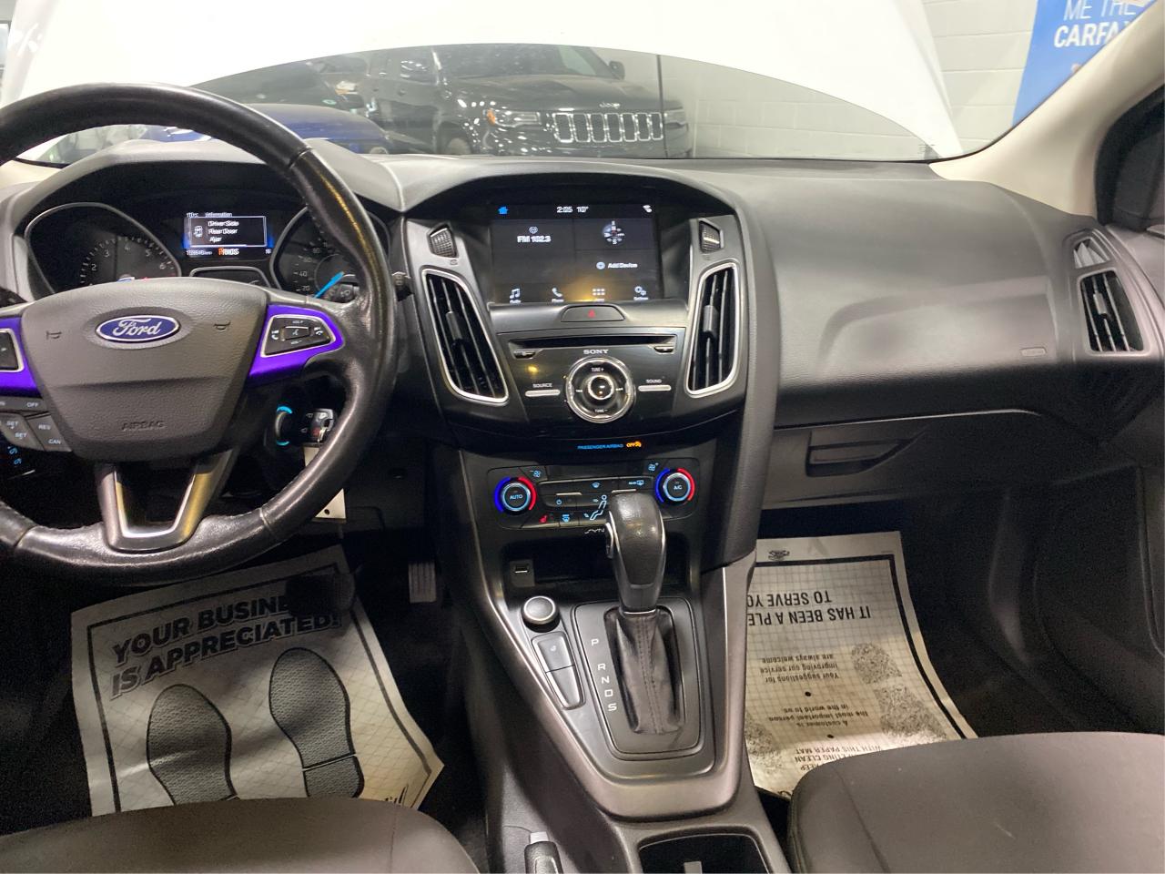 2017 Ford Focus SEL Photo