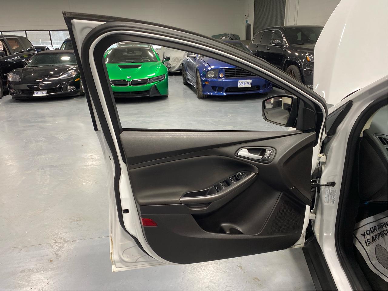 2017 Ford Focus SEL Photo