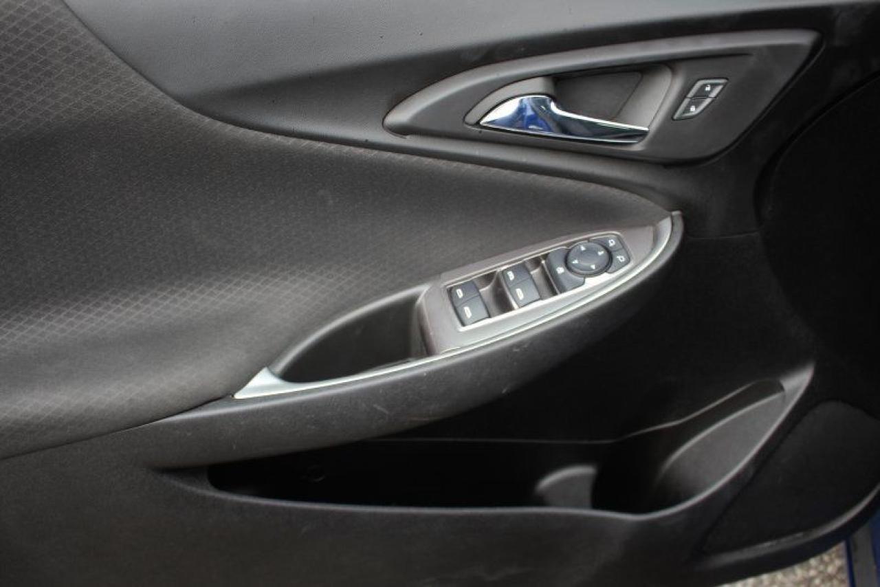 2023 Chevrolet Malibu LT*Heated Seats*CarPlay*OnStar*Rear Cam*FWD - Photo #12