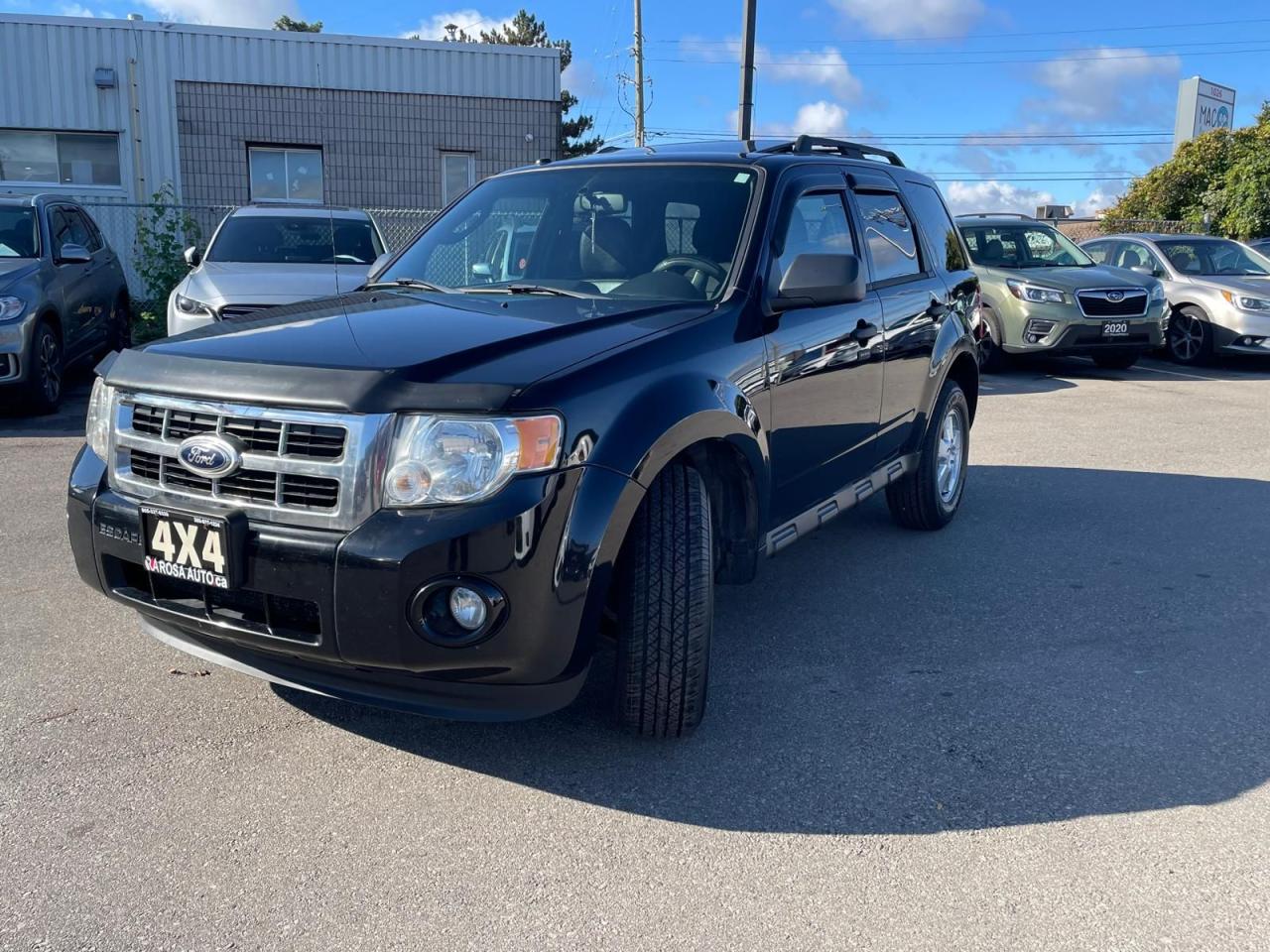 2012 Ford Escape 4WD SUNROOF LEATHER SAFETY CERTIFED NO ACCIDENT - Photo #4