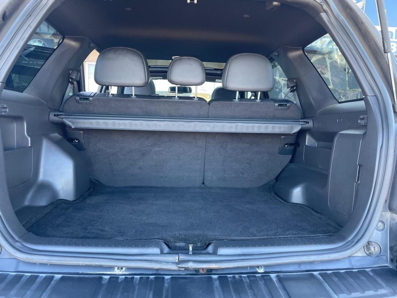 2012 Ford Escape 4WD SUNROOF LEATHER SAFETY CERTIFED NO ACCIDENT - Photo #16