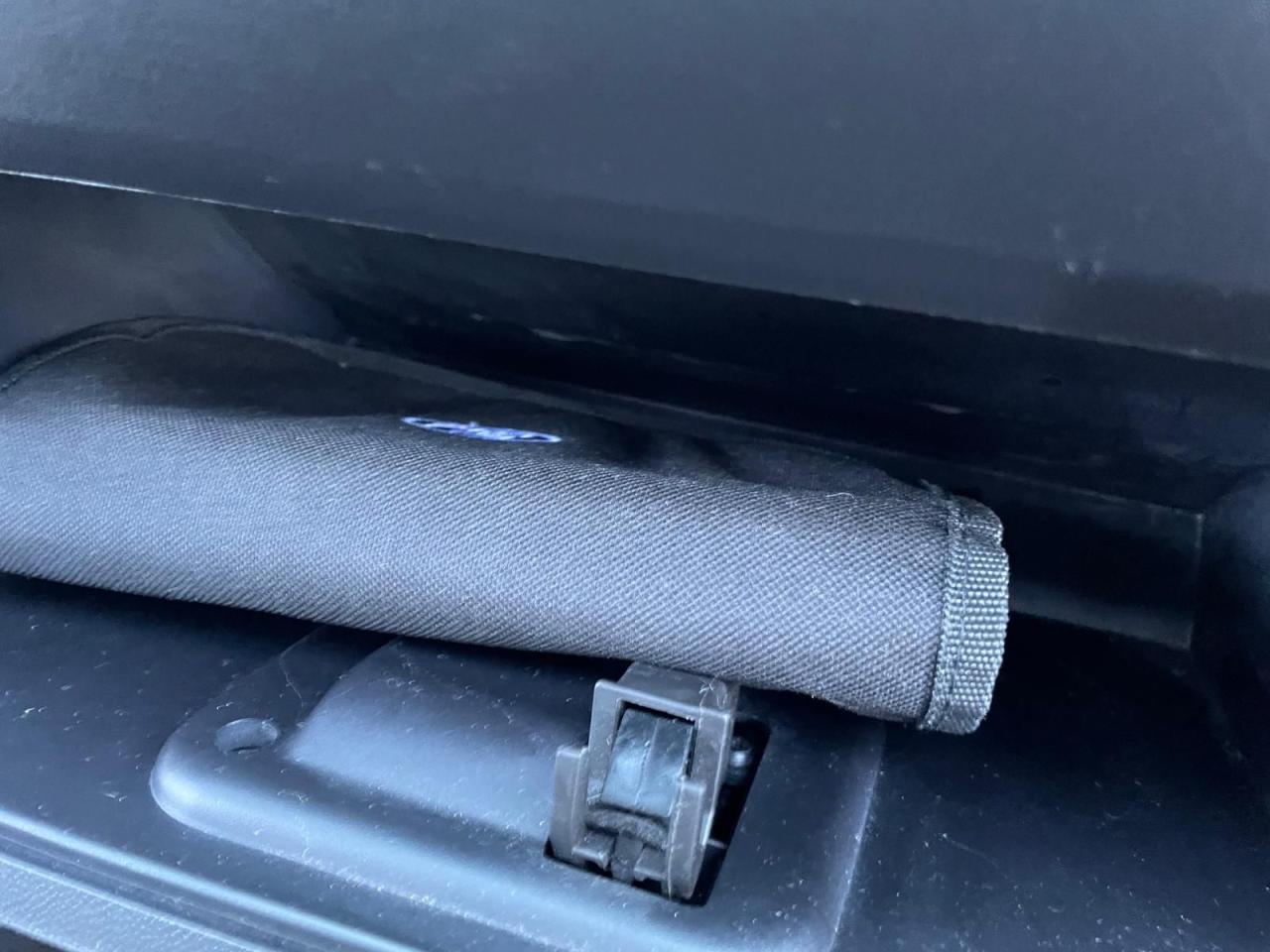 2012 Ford Escape 4WD SUNROOF LEATHER SAFETY CERTIFED NO ACCIDENT - Photo #21