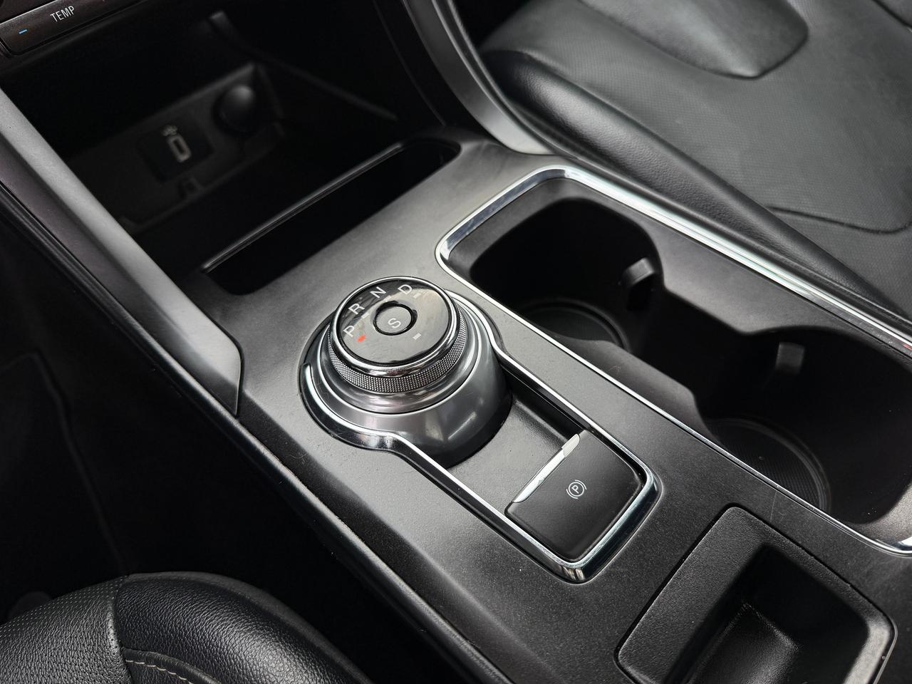 2018 Ford Fusion FINANCING AVAILABLE Photo12