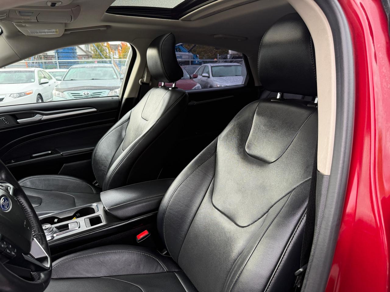 2018 Ford Fusion FINANCING AVAILABLE Photo9