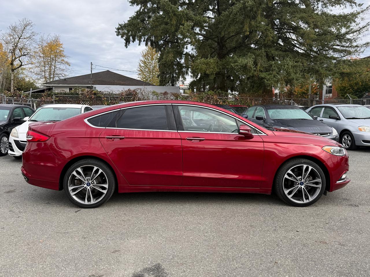 2018 Ford Fusion FINANCING AVAILABLE Photo4