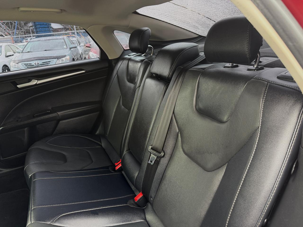2018 Ford Fusion FINANCING AVAILABLE Photo15